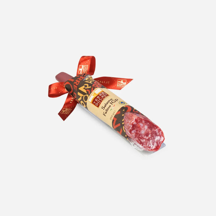 Felino pølse med kniv
